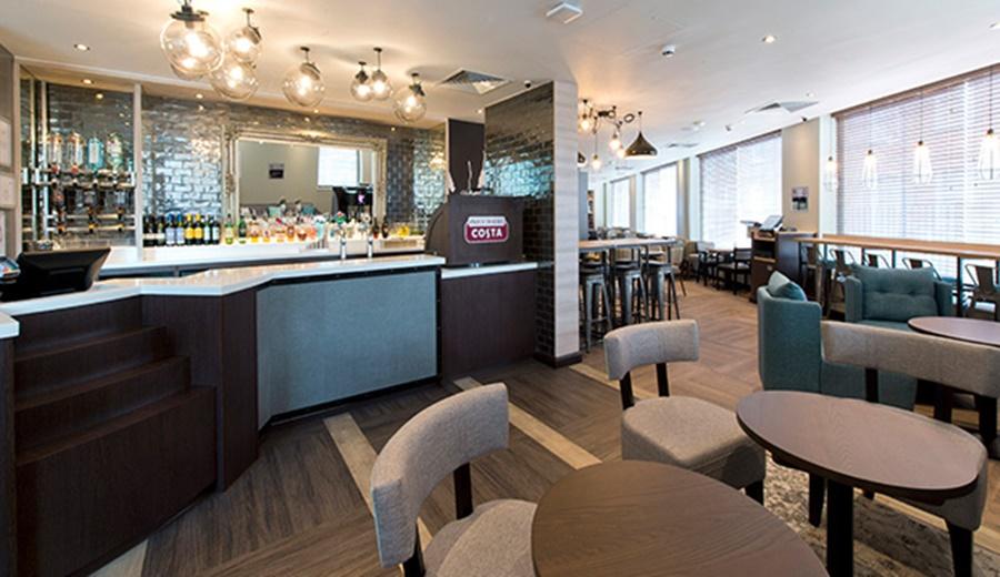 Premier Inn Epsom Town Centre Eksteriør bilde